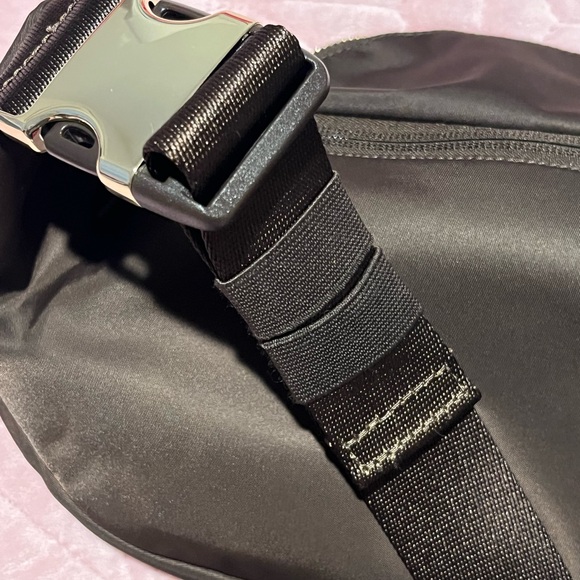 Lululemon Crossbody Belt Bag - Picture 8 of 8